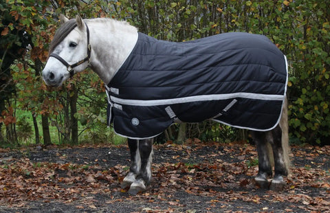 200g Stable Rug – Medium Weight Horse Stable Rug with Standard Neck
